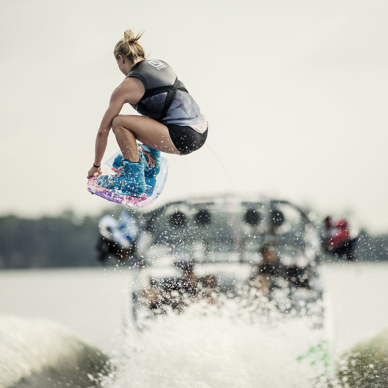 Connelly Wild Child Wakeboard With Ember Bindings image number 7