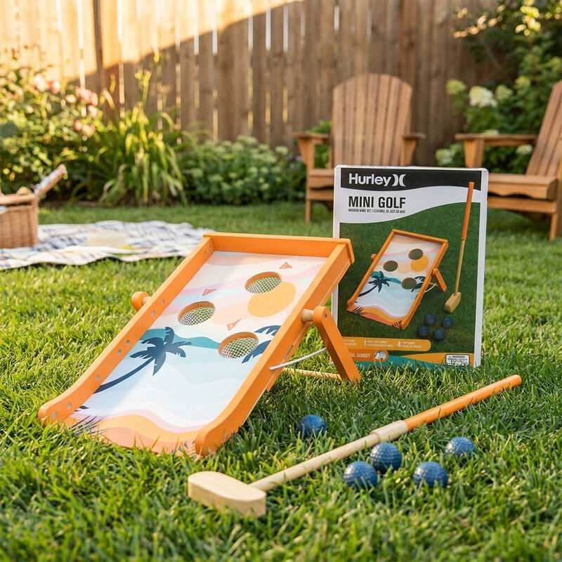 Hurley Wooden Mini Golf set image number 4