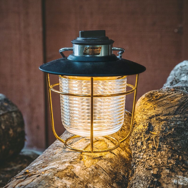 Coleman 1900 Collection 200-Lumen LED Lantern image number 5