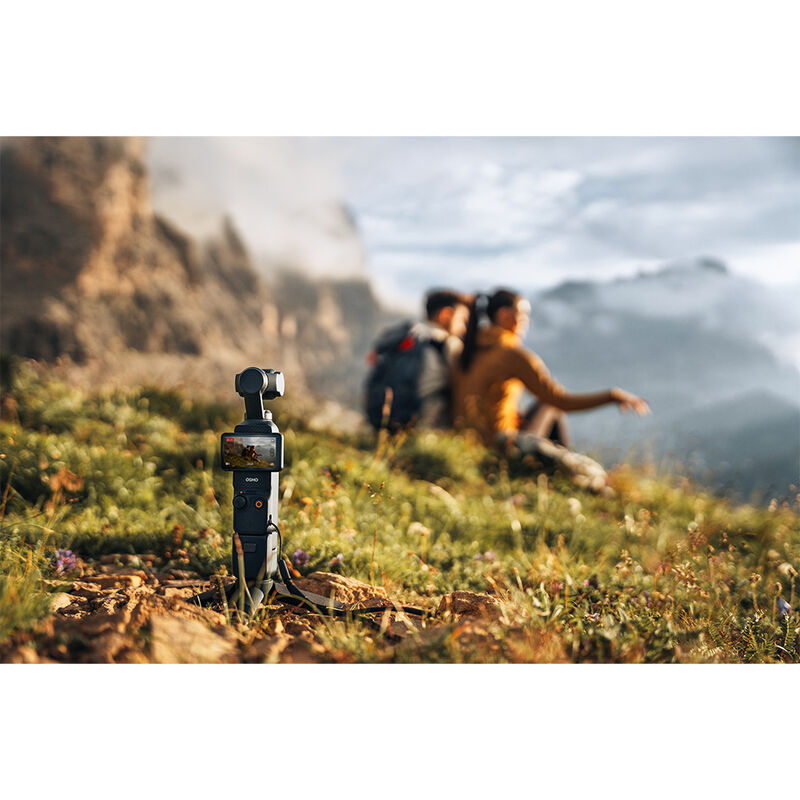 DJI Osmo Pocket 3 Gimbal Camera Creator Combo image number 12