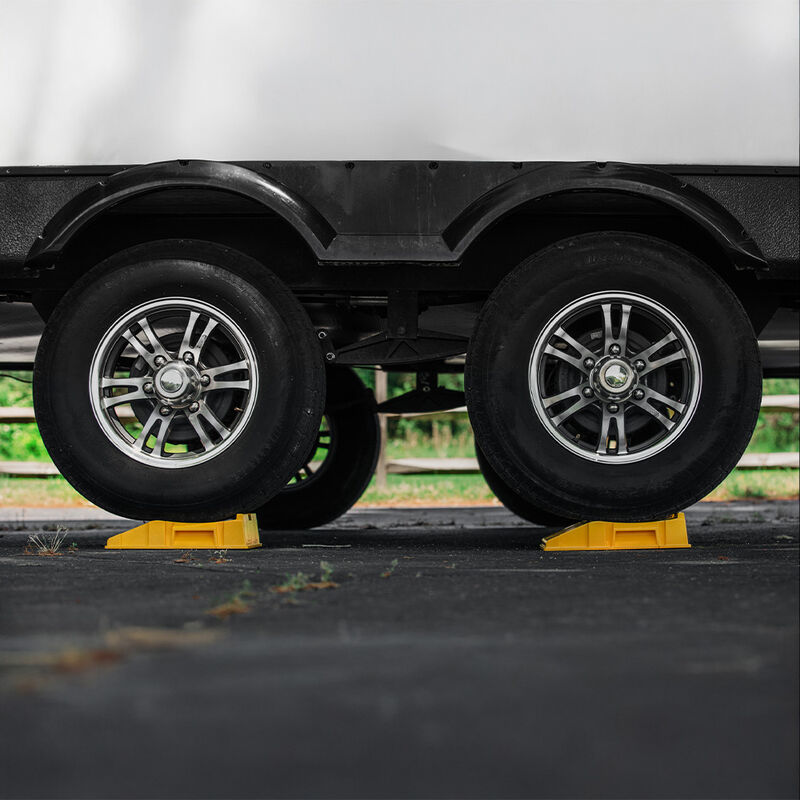 Camco FasTen-RV Leveling Ramps - 2-Pack image number 4