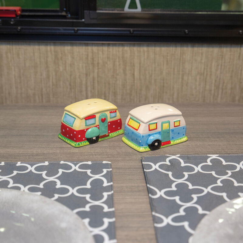 Retro RV Salt & Pepper Shakers image number 15
