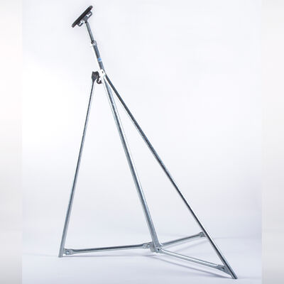 MarineMart LCF190 Sailboat Stand, 75"-92"