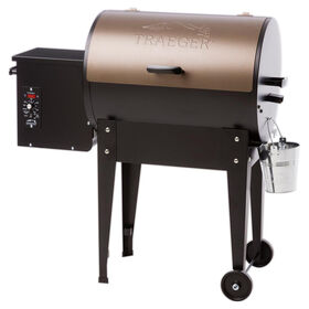 Traeger's Junior Elite 20 Pellet Grill