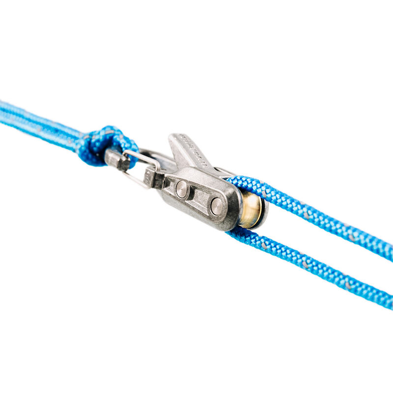 Rollercam Roperoller 6-Pack with 20' Blue Reflective Accessory Cord and Carry Case image number 3