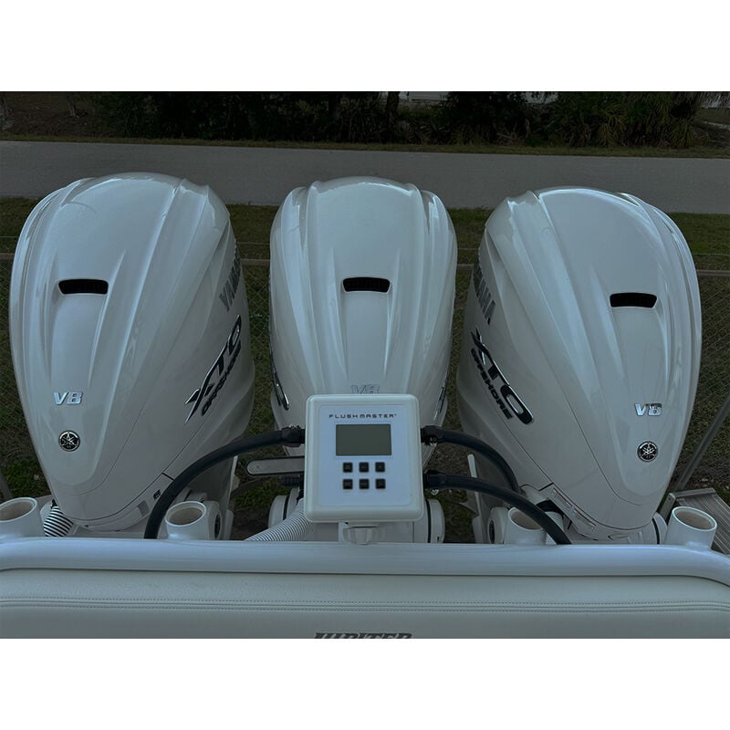 Flushmaster Outboard Flushing System, 4-Outlet, 20' Hose image number 10