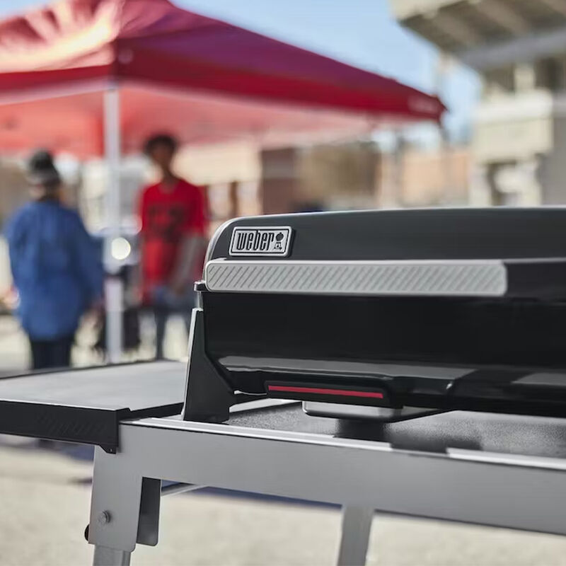 Weber Traveler 22" LP Portable Griddle image number 8