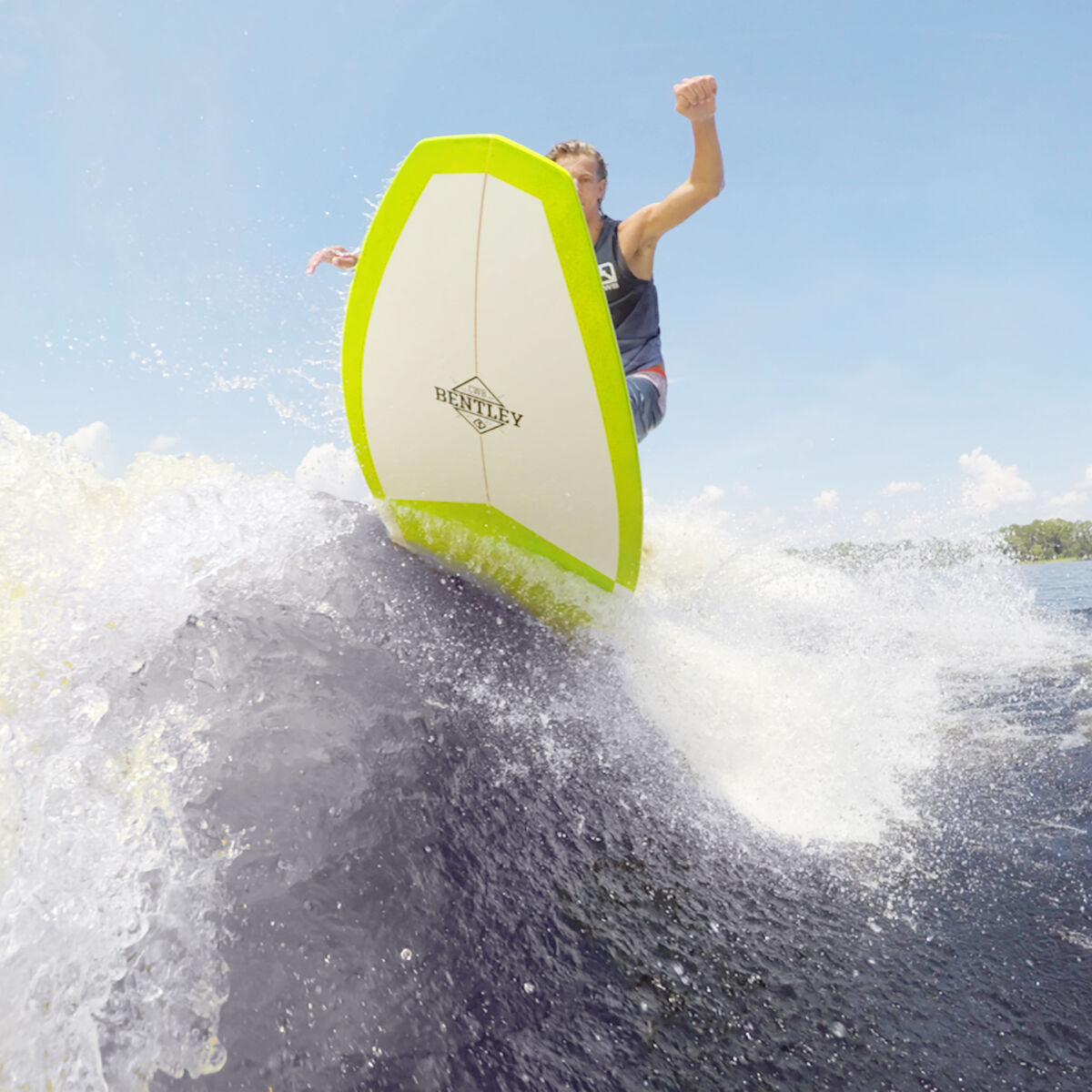 CWB Bentley Wakesurfer