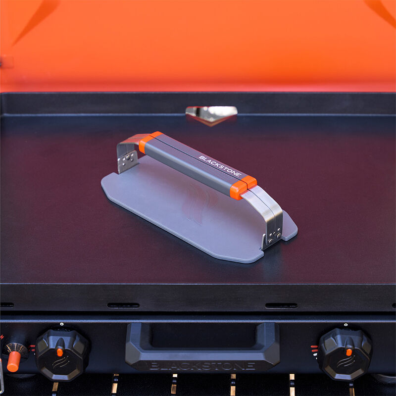Blackstone Collapsible Griddle Press image number 4