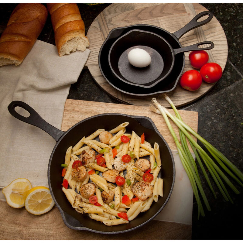 Bayou Classic Cast Iron Skillet Set image number 2