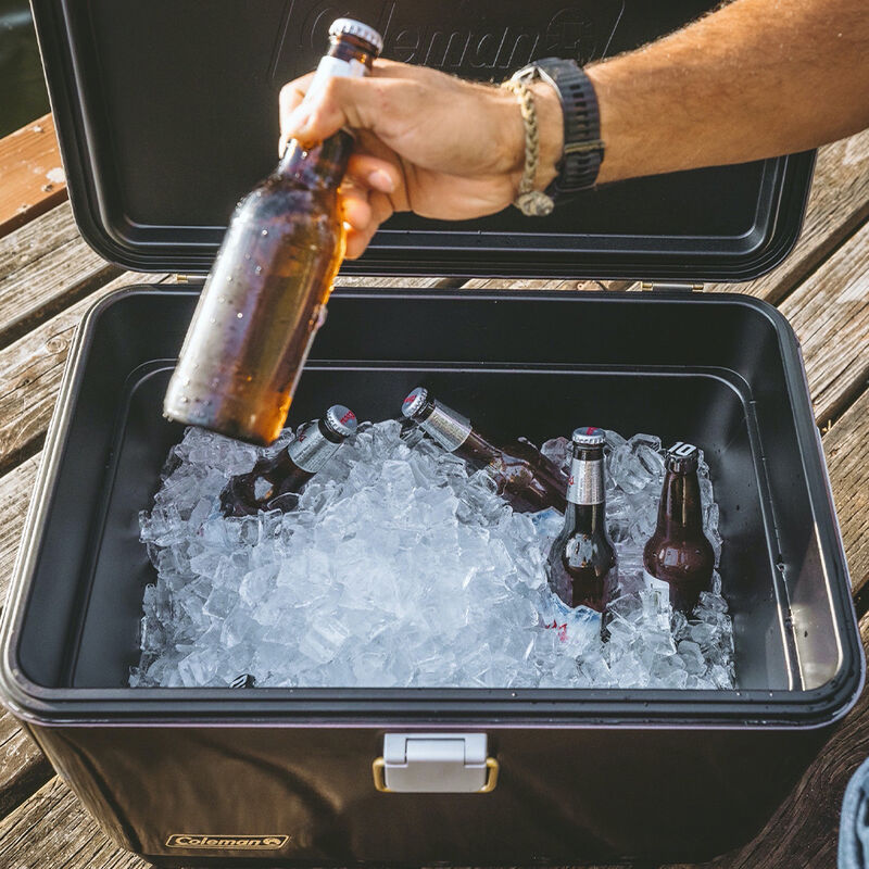 Coleman 1900 Collection 54-Quart Steel-Belted Cooler image number 4