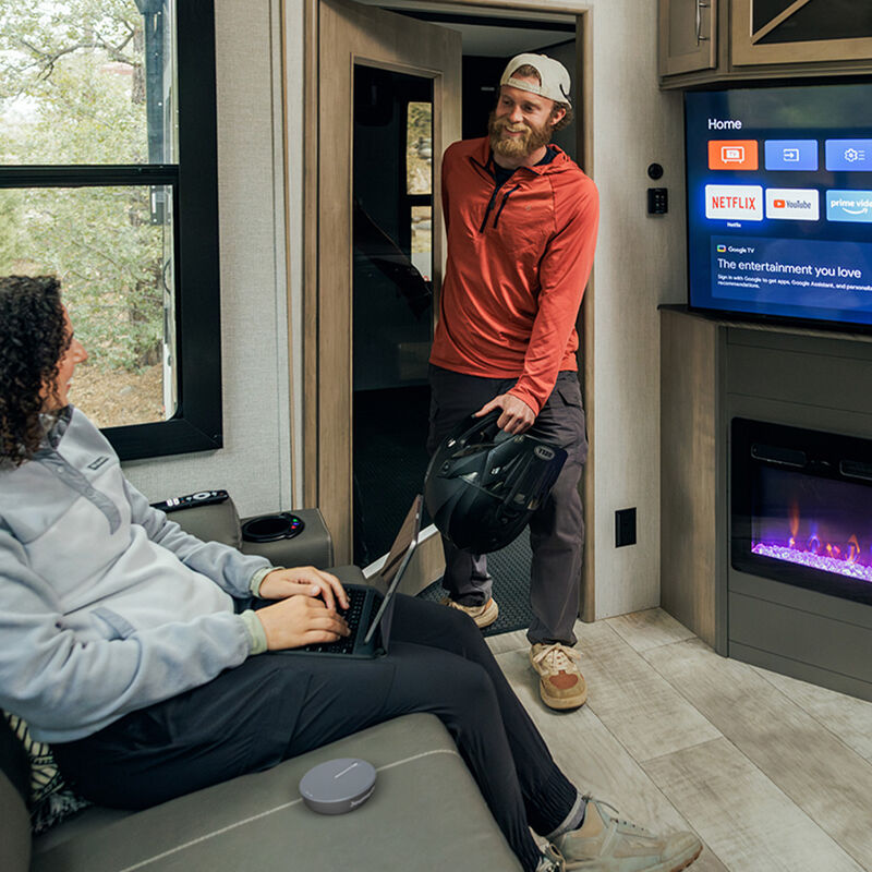 TravlFi JourneyGo Hotspot &ndash; Portable Wi-Fi on the Go image number 7