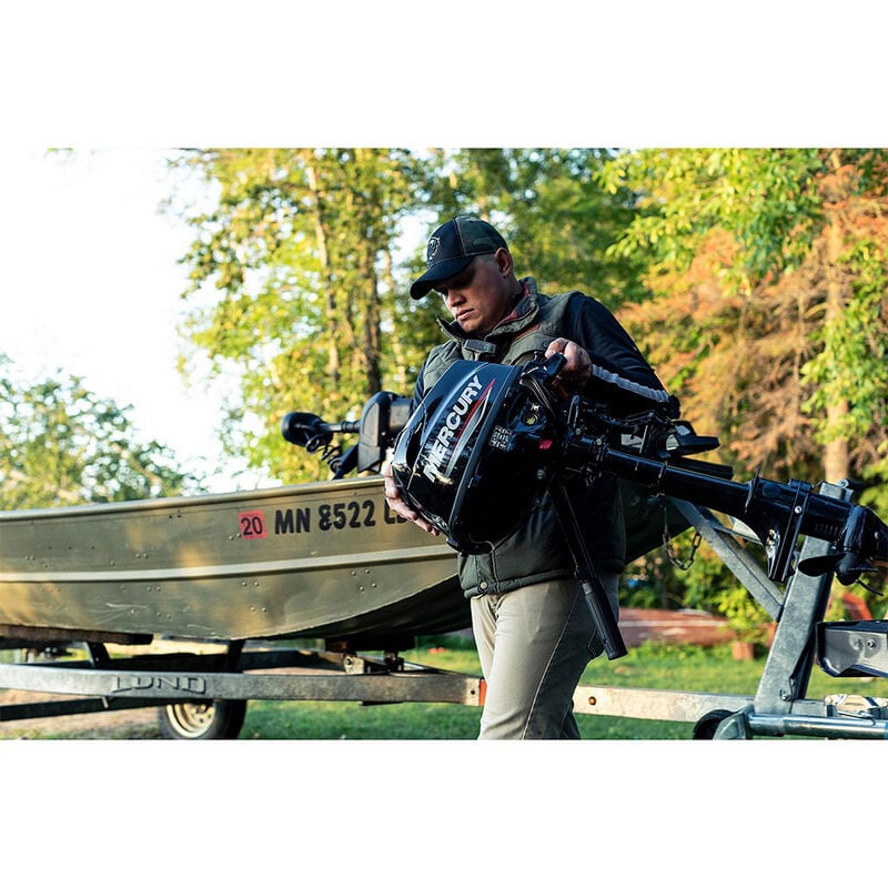 Mercury 3.5hp Tiller FourStroke Outboard Motor - 20" Shaft, Manual Tilt/Trim, Manual Start image number 4
