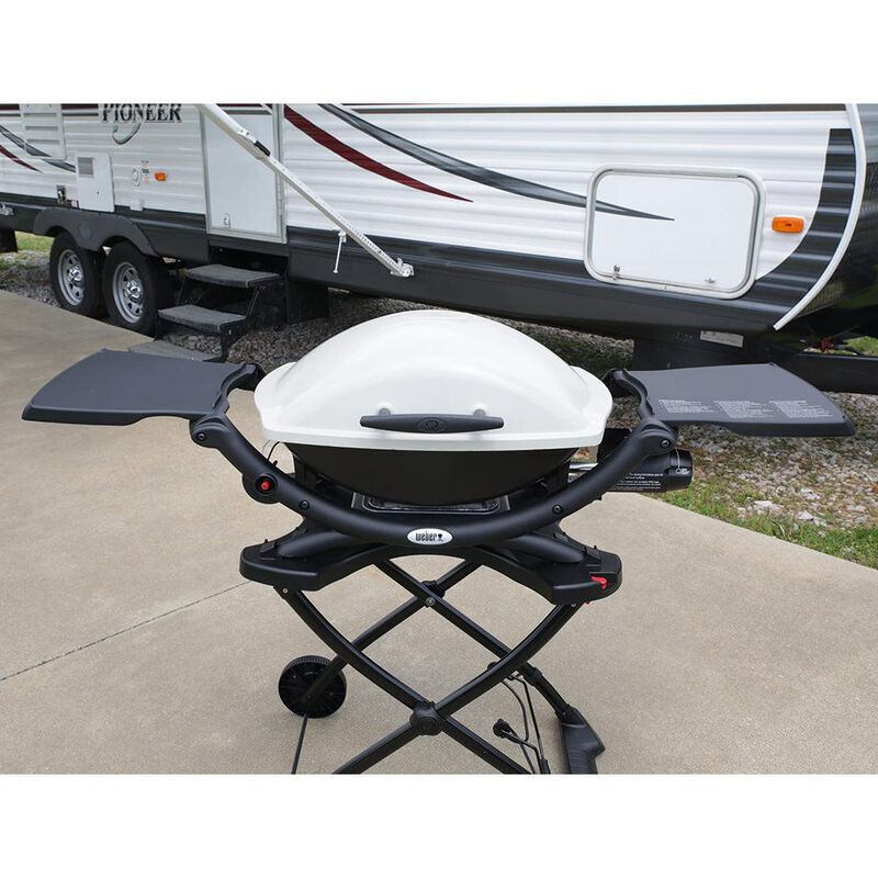 Weber Q 2000 Portable Propane Grill image number 6
