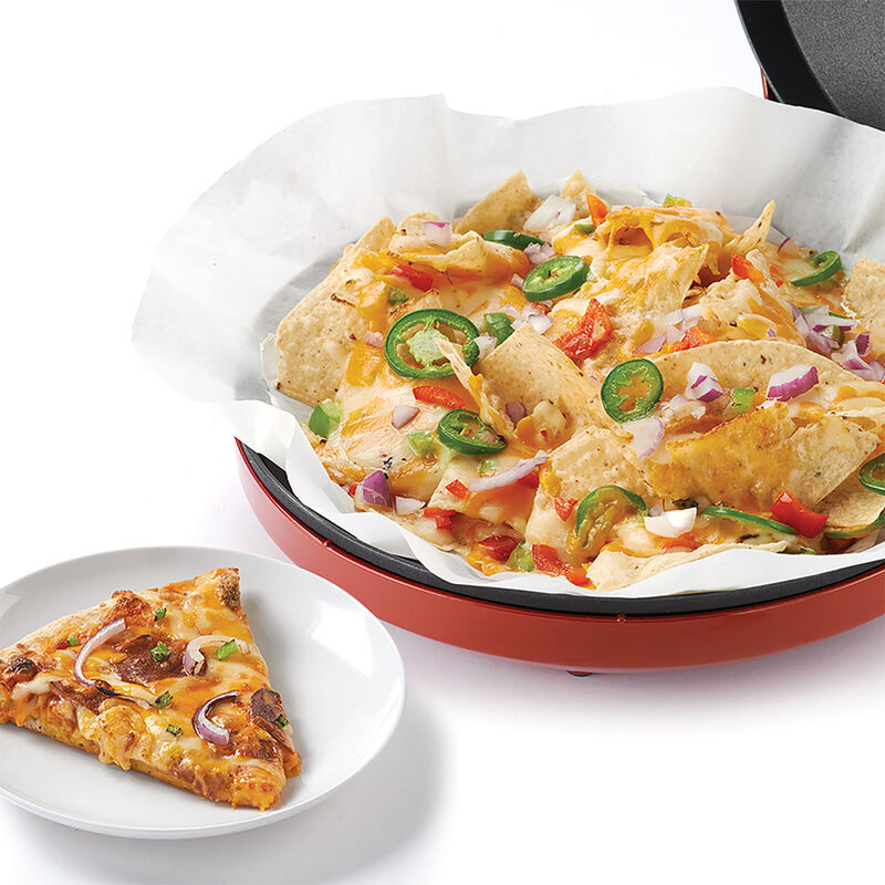 Betty Crocker 12" Pizza Maker, Red image number 2