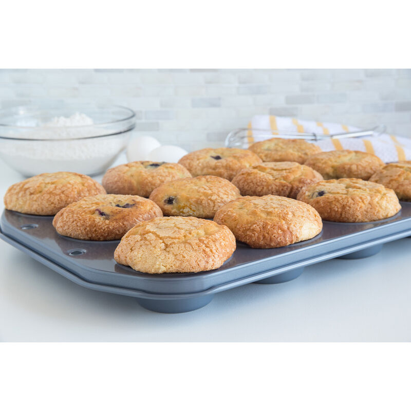 Fox Run Preferred Non-Stick 12-Cup Muffin Pan image number 4