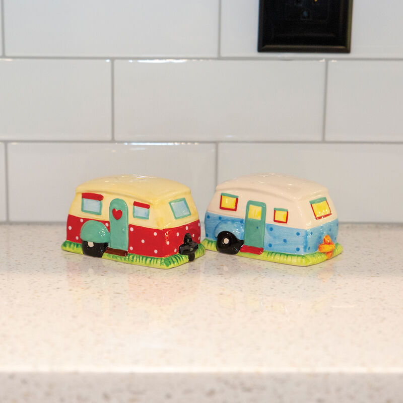 Retro RV Salt & Pepper Shakers image number 9