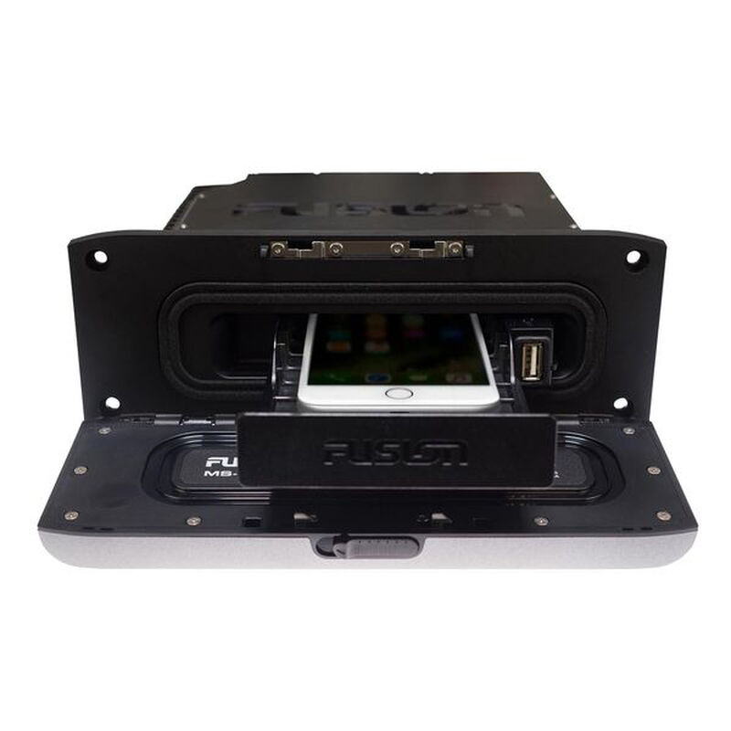 Fusion Marine Entertainment System with Internal UNI-Dock image number 4