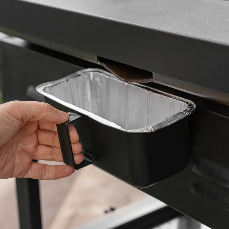 Blackstone 28" Griddle with Hard Cover Bundle &ndash; Camping World Exclusive! image number 8