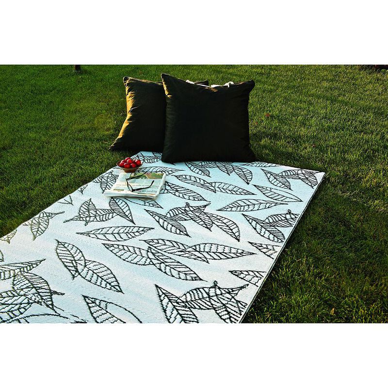 Reversible Outdoor Rug image number 8