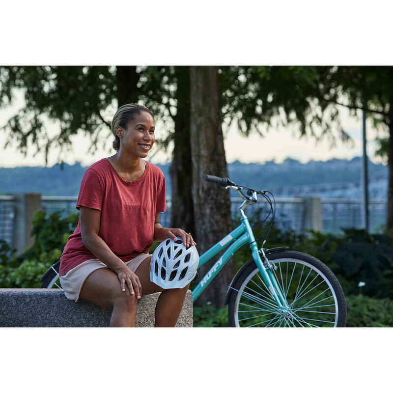Huffy Women's 27.5" Hyde Park Comfort Bike image number 2