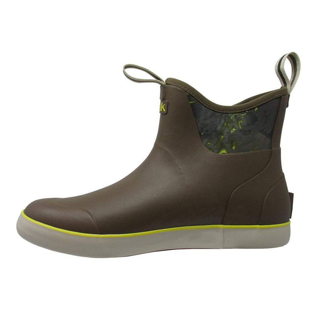 HUK Men�s Rogue Wave Waterproof Mid Boot Overton�s