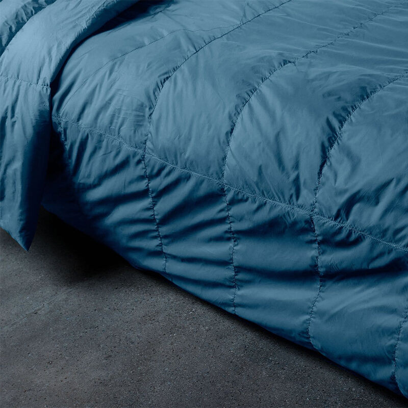 Klymit 30&deg;F Two-Person Full-Synthetic Sleeping Bag image number 2