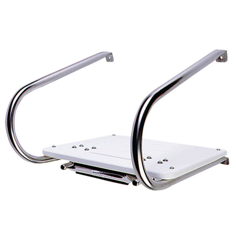 EEz-In Inboard/Outboard Transom Platform with Two-Step Telescoping Ladder image number 2