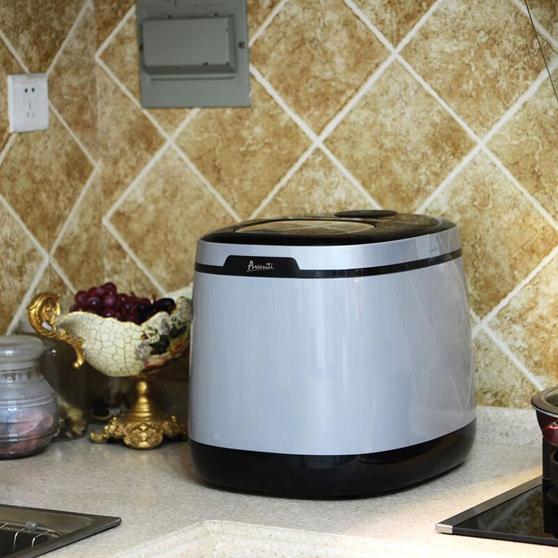 Large Ice Maker image number 5