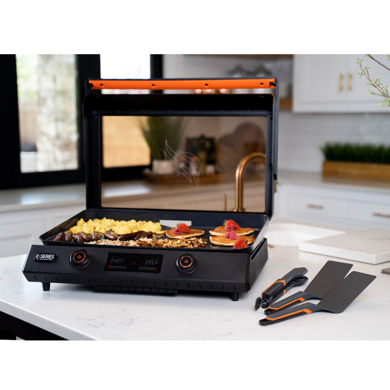 Blackstone E-Series 22" Electric Tabletop Griddle image number 3