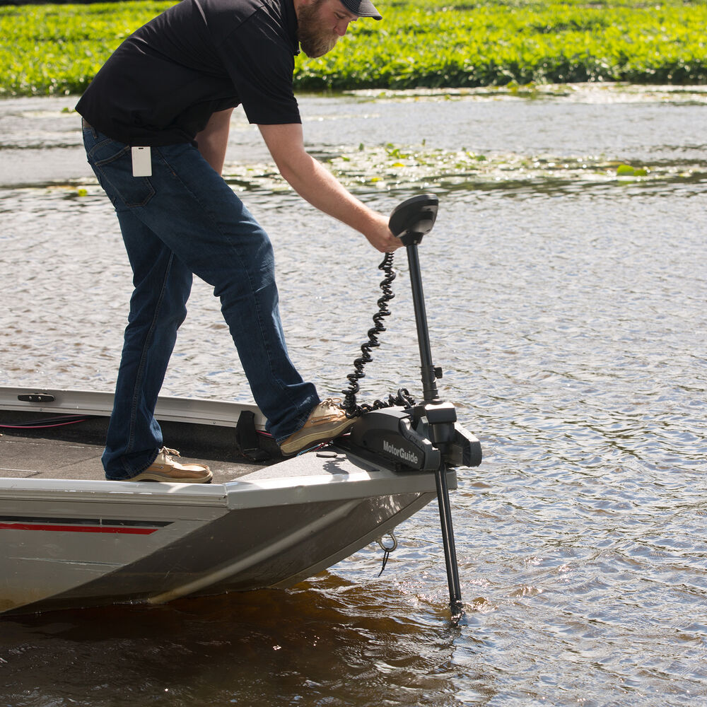 Xi3 FW Wireless Trolling Motor w/Pinpoint GPS & Transducer