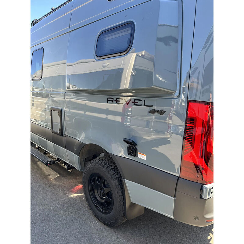 Power Watchdog SafeView Smart RV 30-Amp Power Inlet, White image number 7