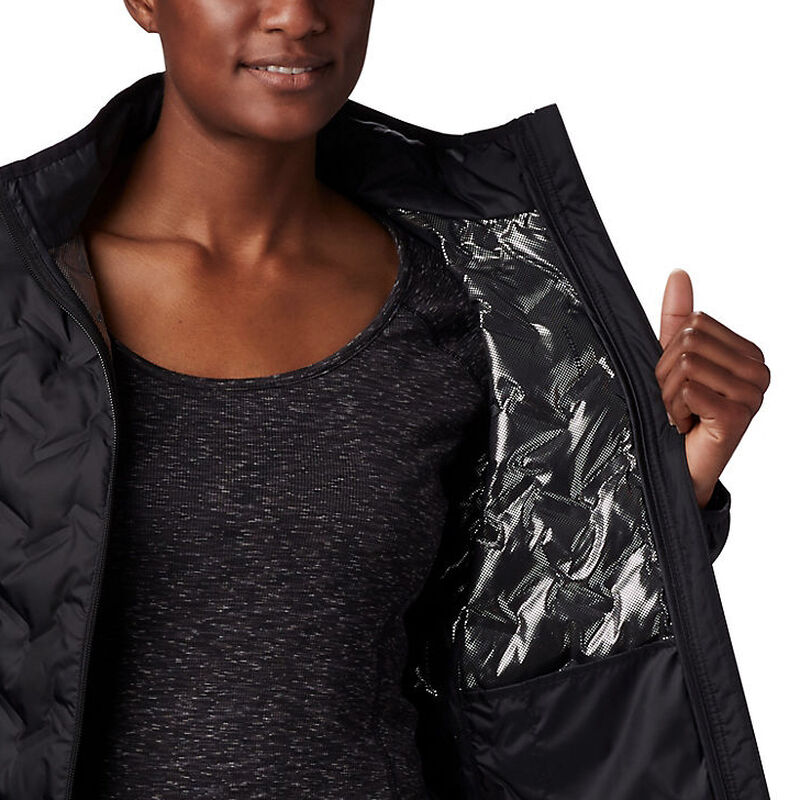 Columbia Women's Delta Ridge Down Jacket image number 3