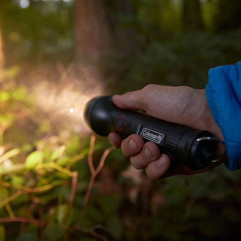 Coleman Classic Recharge 1500-Lumen LED Flashlight image number 10