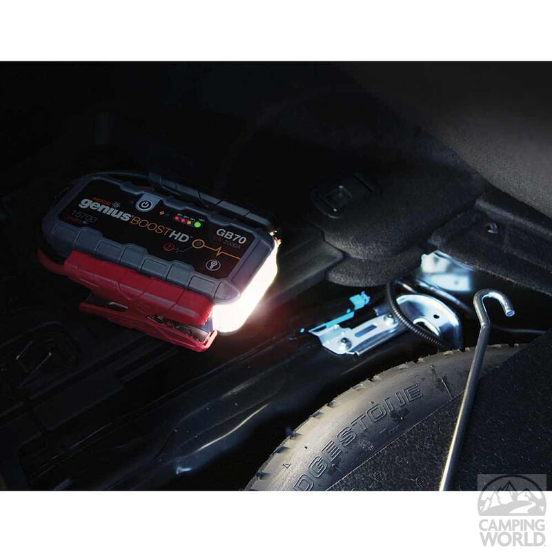 Genius Boost HD GB70 2000 Amp Jump Starter image number 3