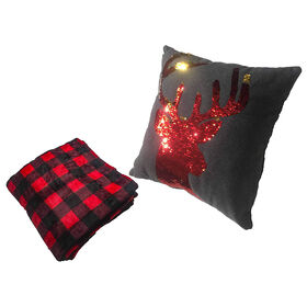 Holly D&eacute;cor Deer Pillow & Throw Set