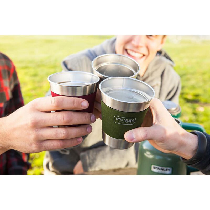 Stanley Classic Vacuum Growler and Adventure Steel Tumbler Gift Set image number 3