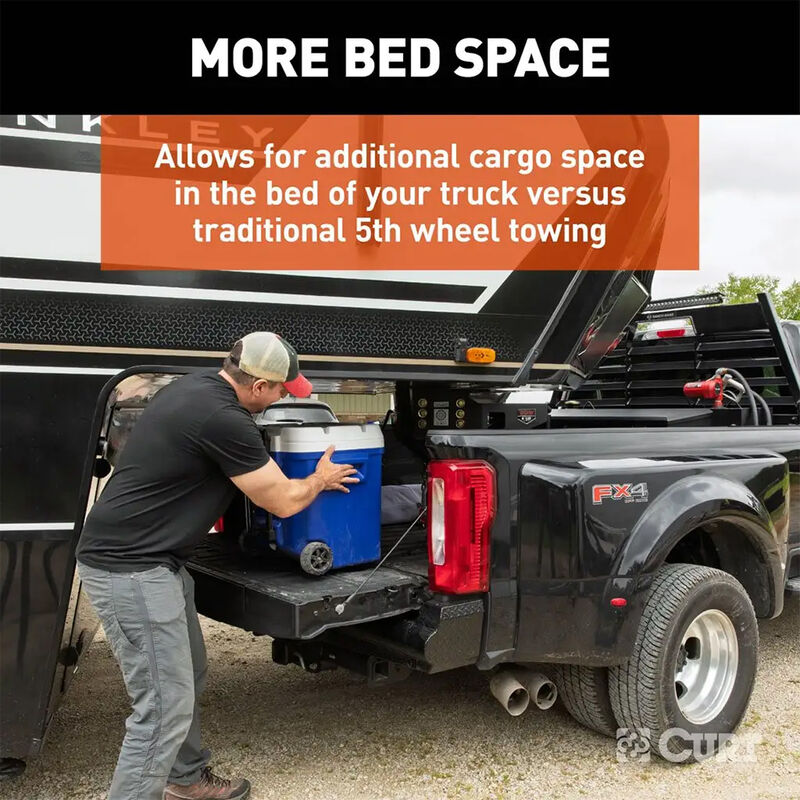 CURT Helux Coil-Spring Gooseneck Pin Box, 3,900 lbs. Pin Weight, 20,000 lbs. Capacity image number 9