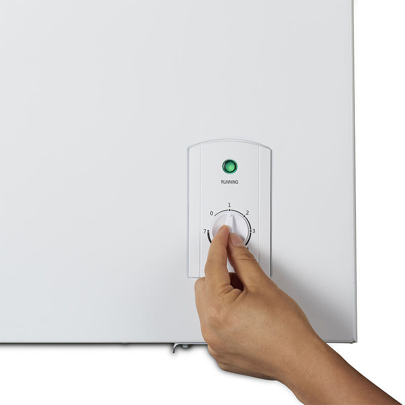 Black+Decker 7.0 cu. ft. Chest Freezer, White image number 7