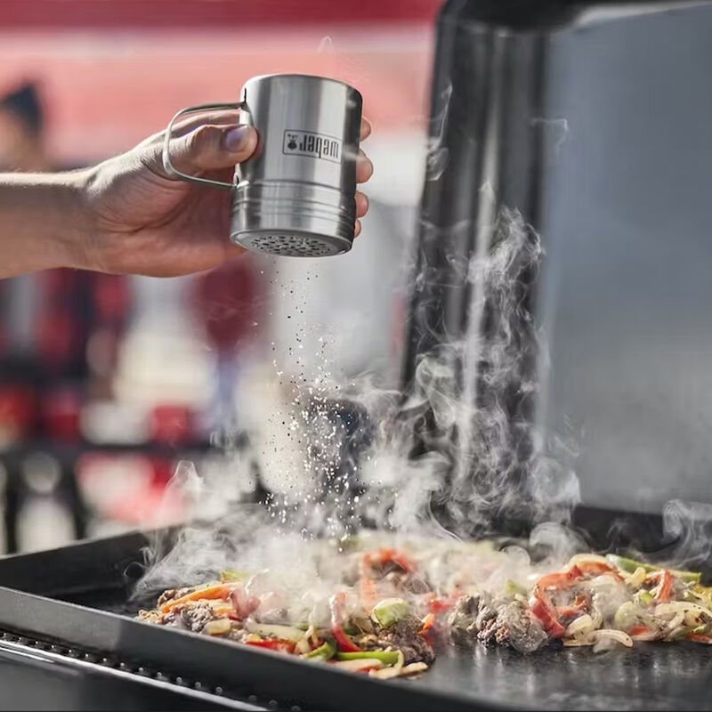 Weber Traveler 22" LP Portable Griddle image number 2