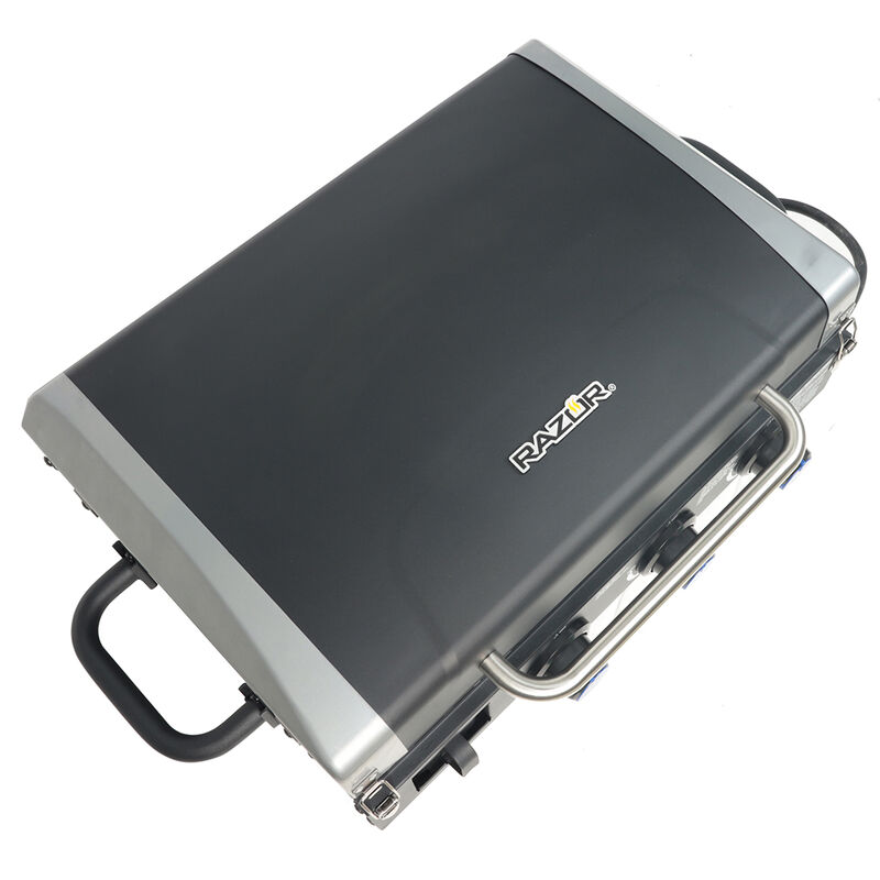 Razor Portable 3-Burner Griddle image number 9