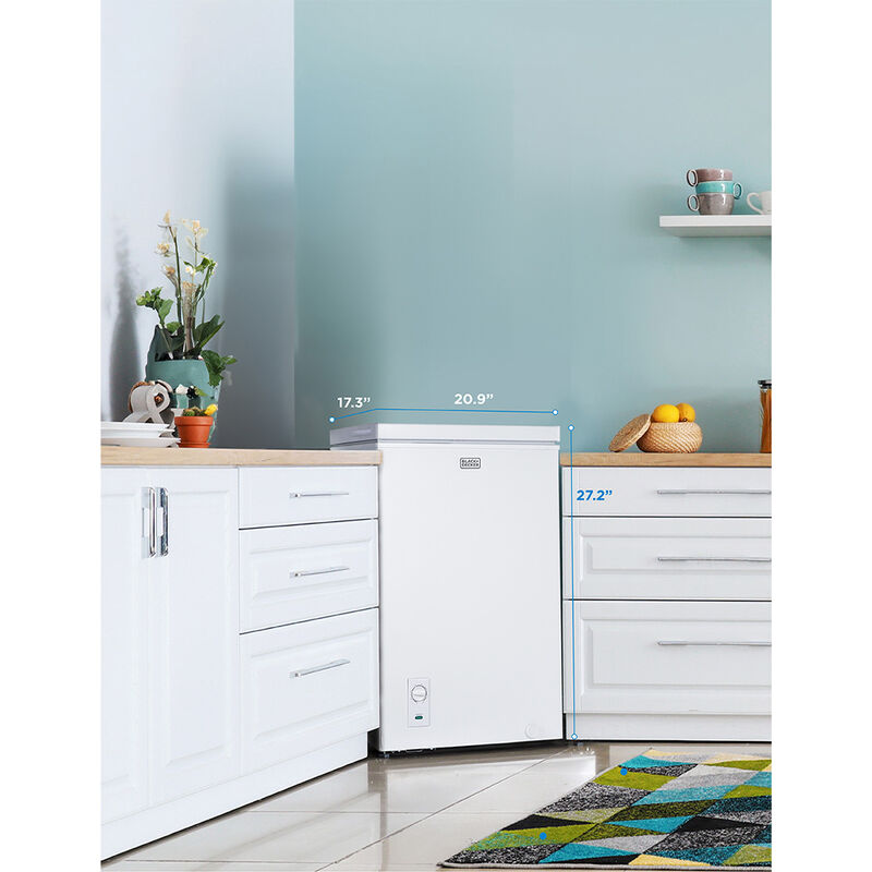 Black+Decker 2.0 cu. ft. Compact Chest Freezer, White image number 8
