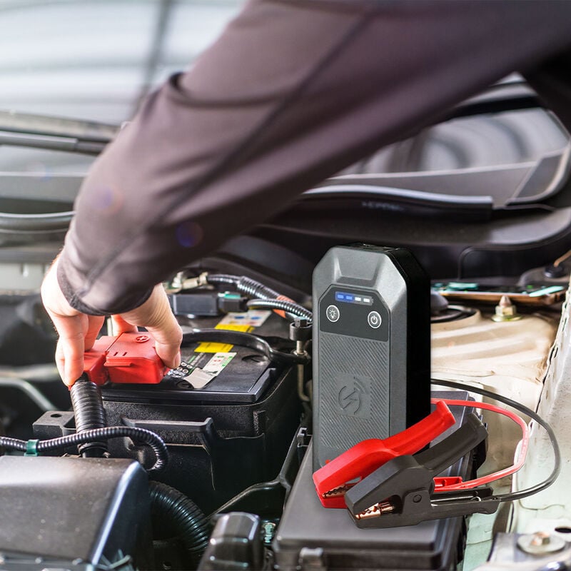 Schumacher SL1674 4-in-1 Lithium Jump Starter and 1500A Portable Power Pack image number 12