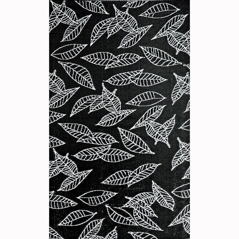 Reversible Outdoor Rug image number 1