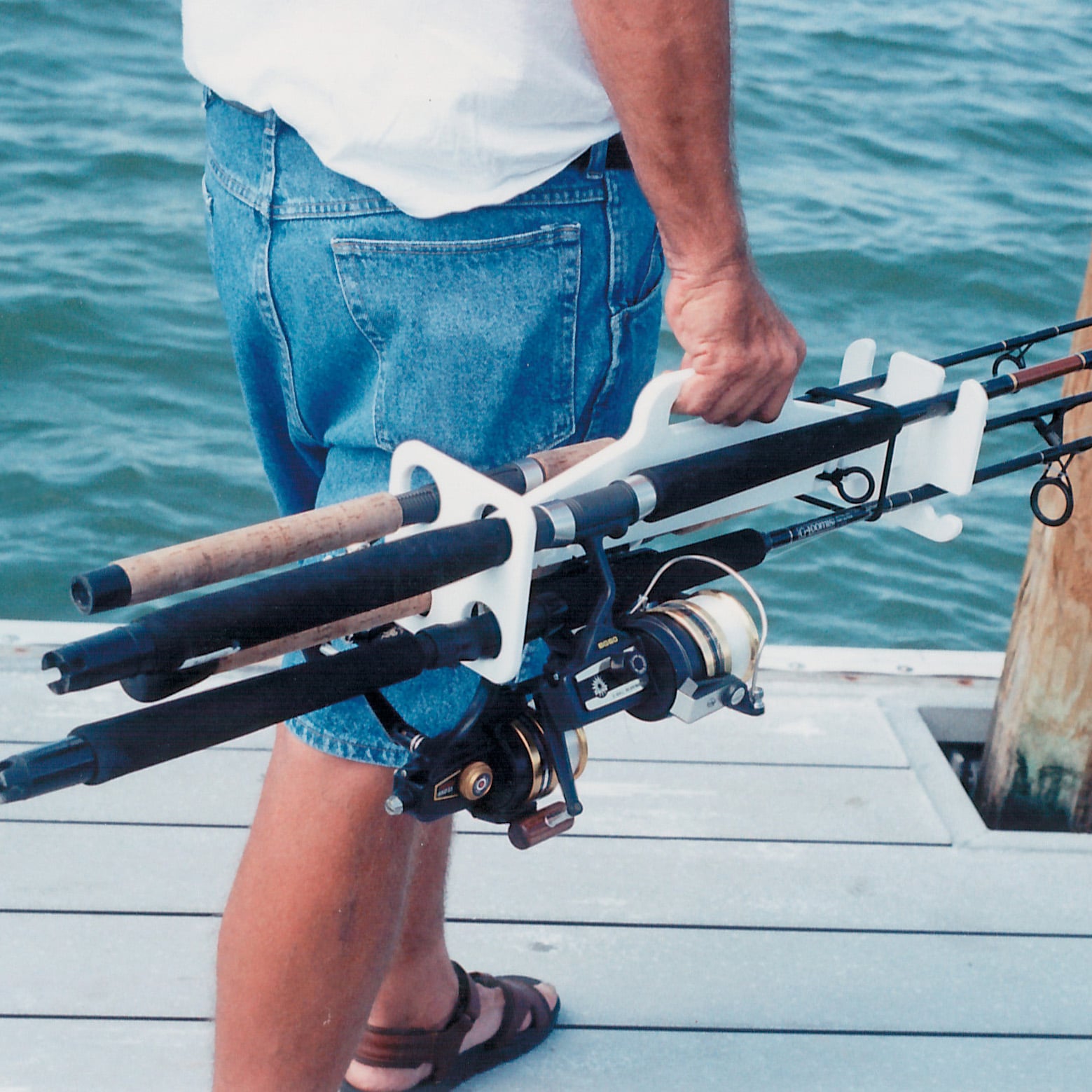 abu garcia major league fishing pole Gen Ike Spinning Combo fishing boat cooler Elite-5 Ti with DownScan Weight:13 gr a smooth 6+1 bearing